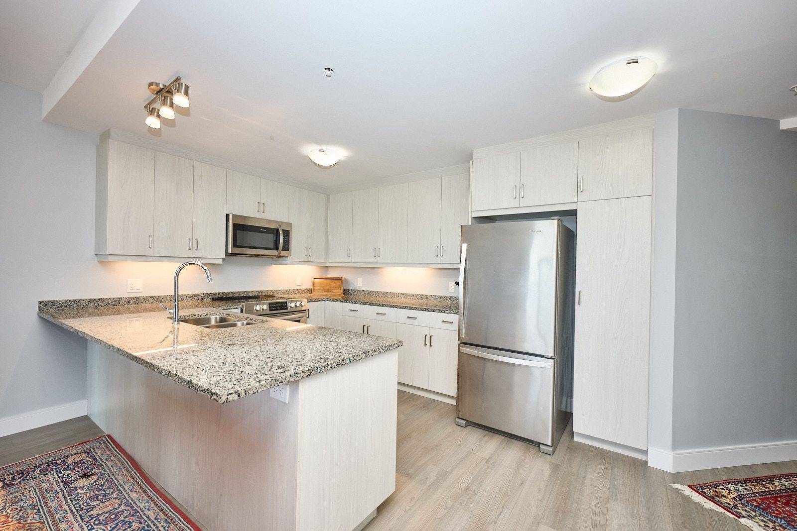 St. Catharines, ON L2S 0E6,300 FOURTH AVE #304