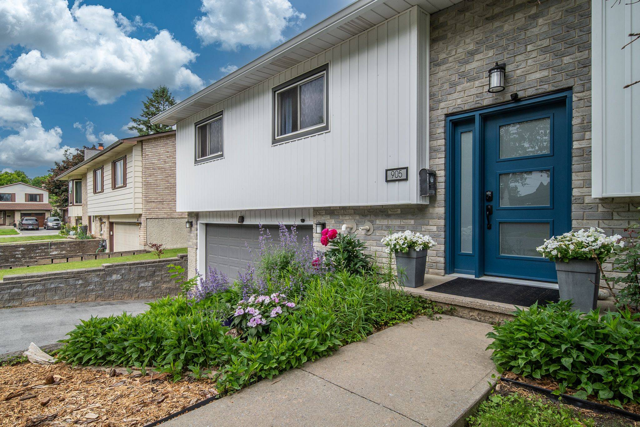 Kingston, ON K7P 1L7,905 Kenshaw DR