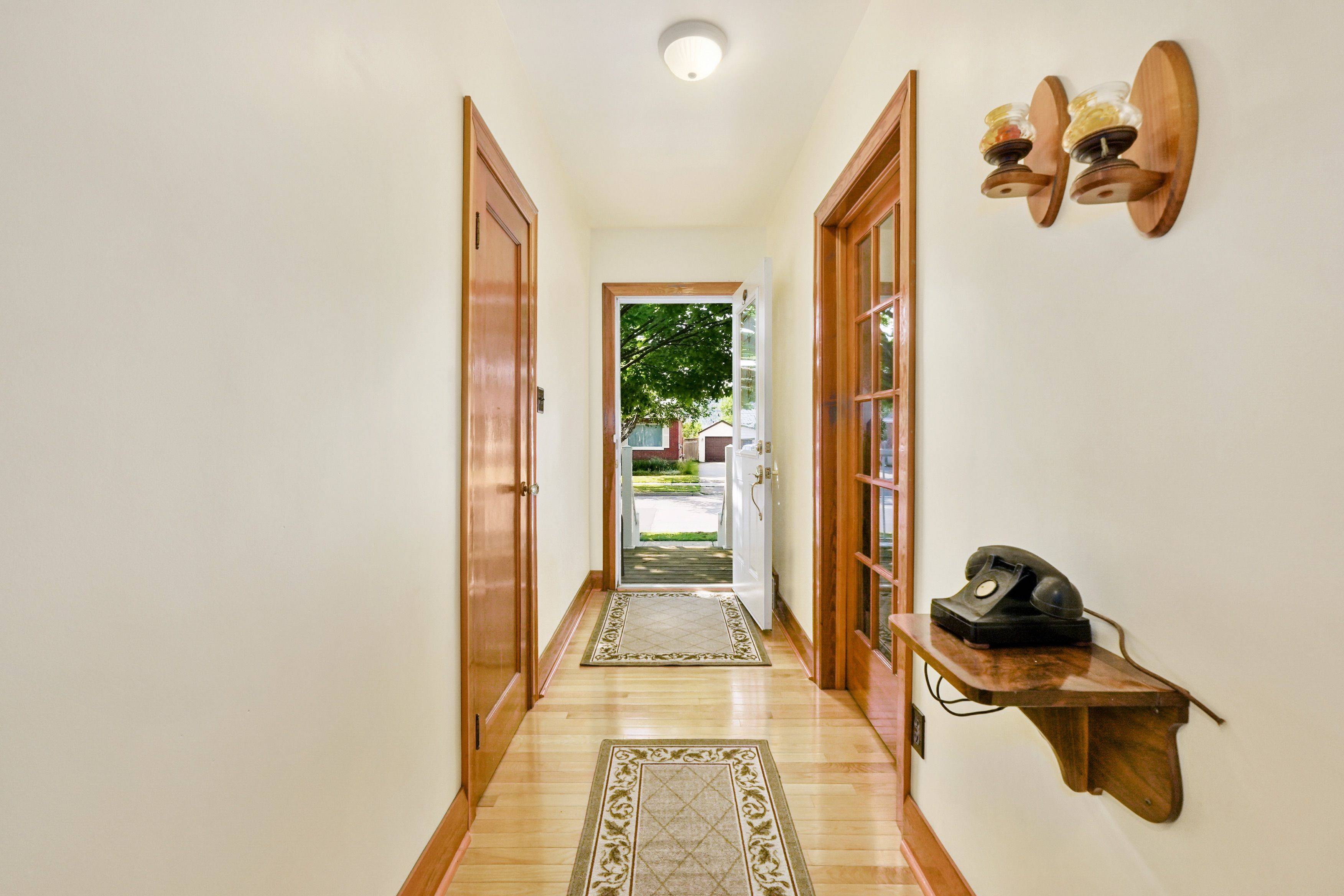 Peterborough South, ON K9J 1S4,548 King George ST