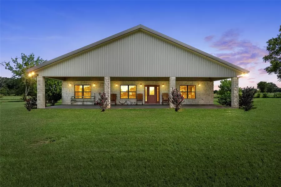 304 Lcr 424, Groesbeck, TX 76642