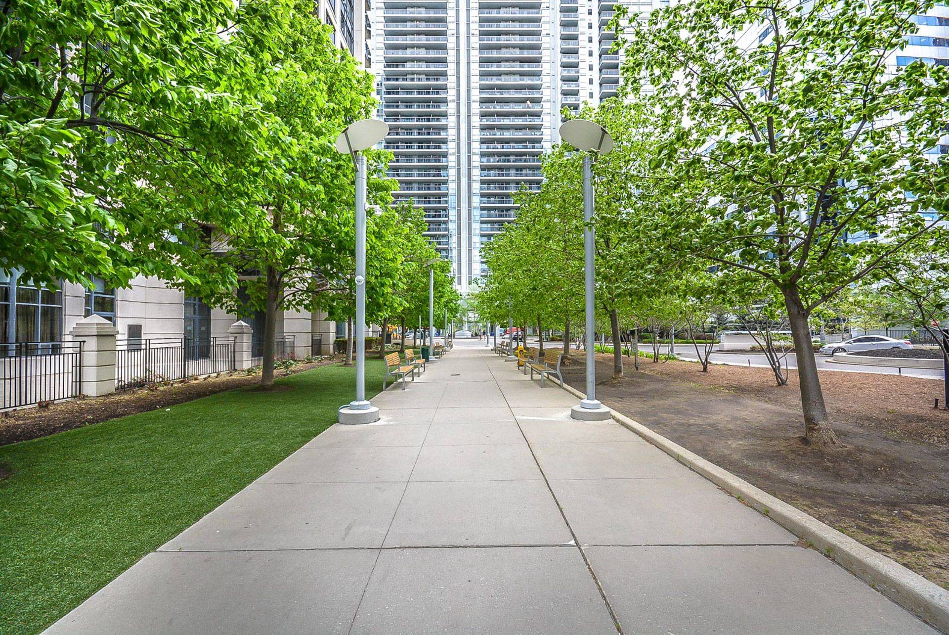 Toronto C07, ON M2N 7C5,153 Beecroft RD #2711
