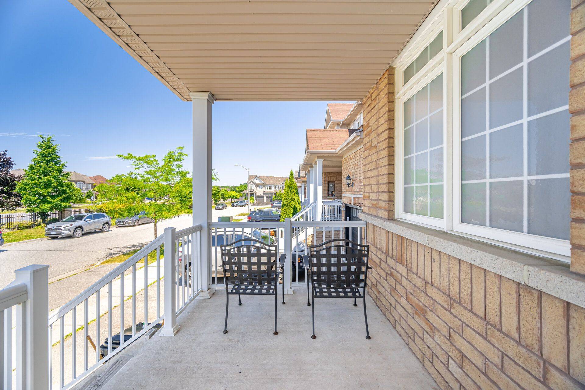 Bradford West Gwillimbury, ON L3Z 0P2,32 Luisa ST