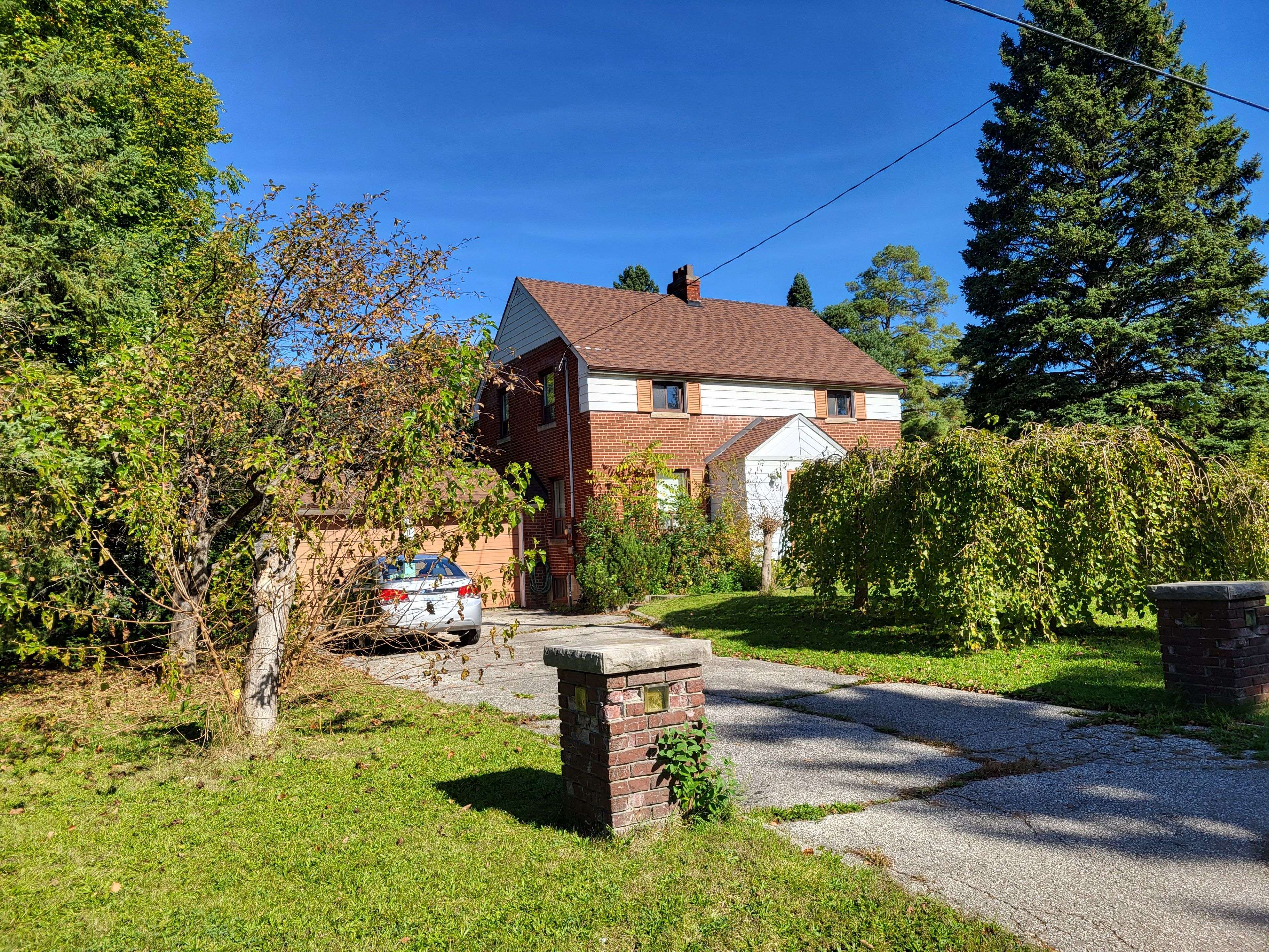 Vaughan, ON L4J 1B3,72 Arnold AVE