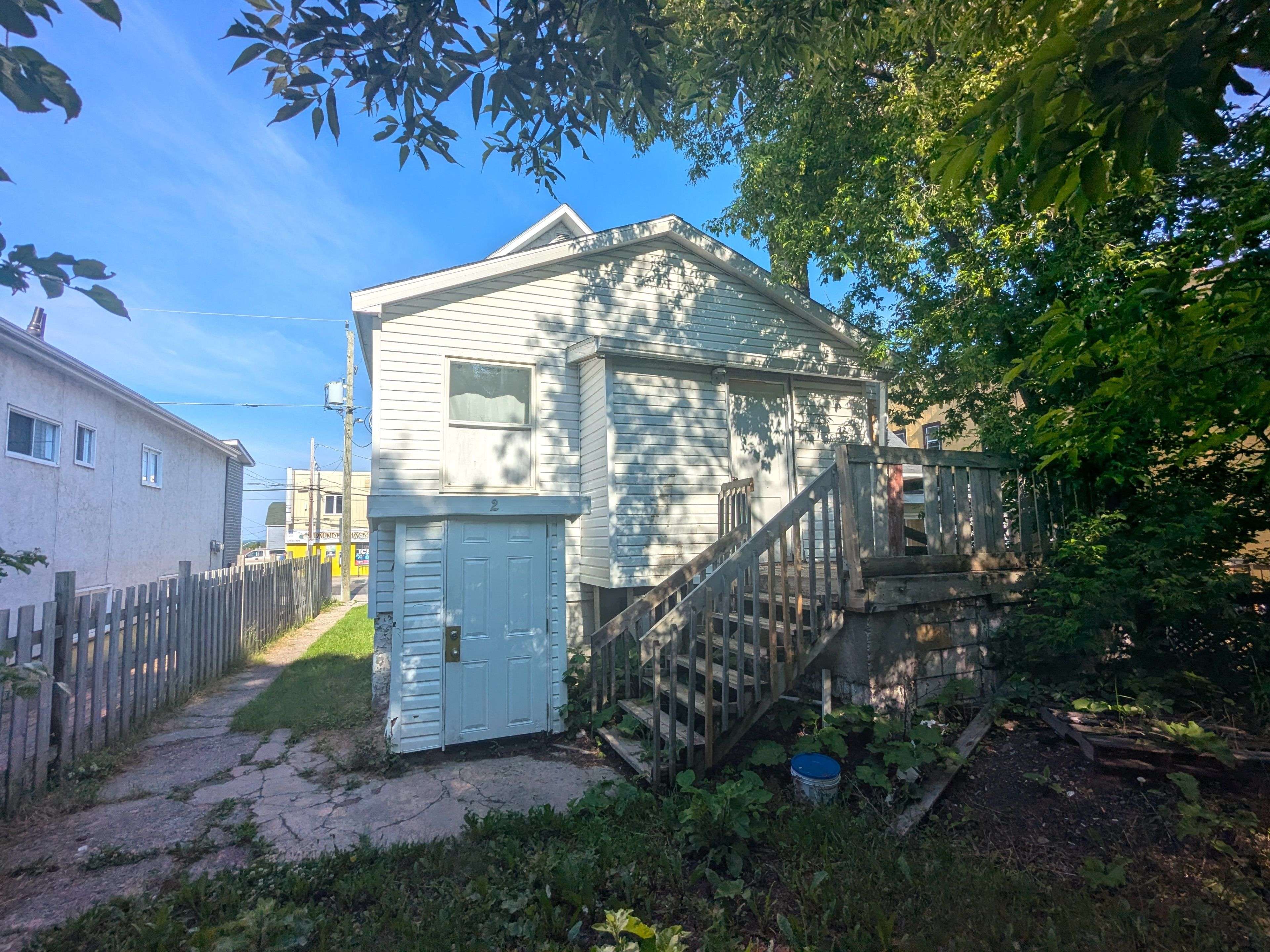 Timmins, ON P4N 1T1,128 Mountjoy ST S