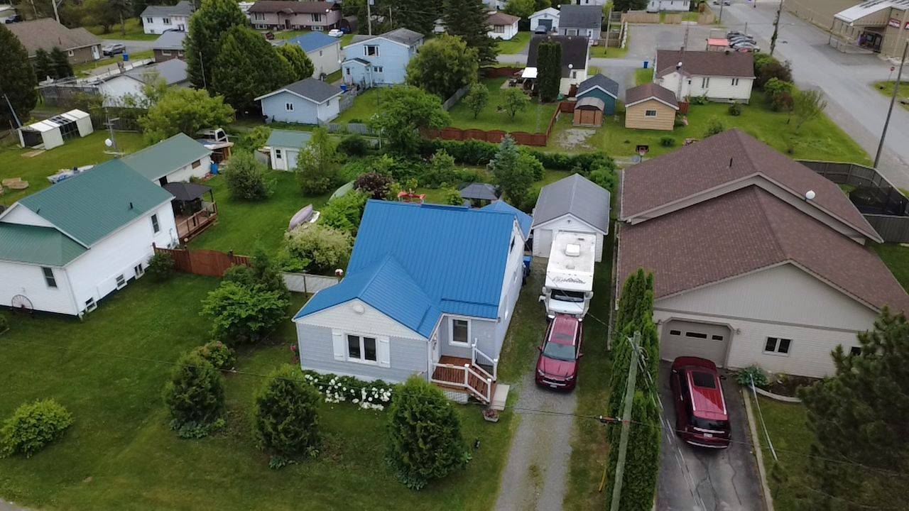 Englehart, ON P0J 1H0,76 Sixth AVE