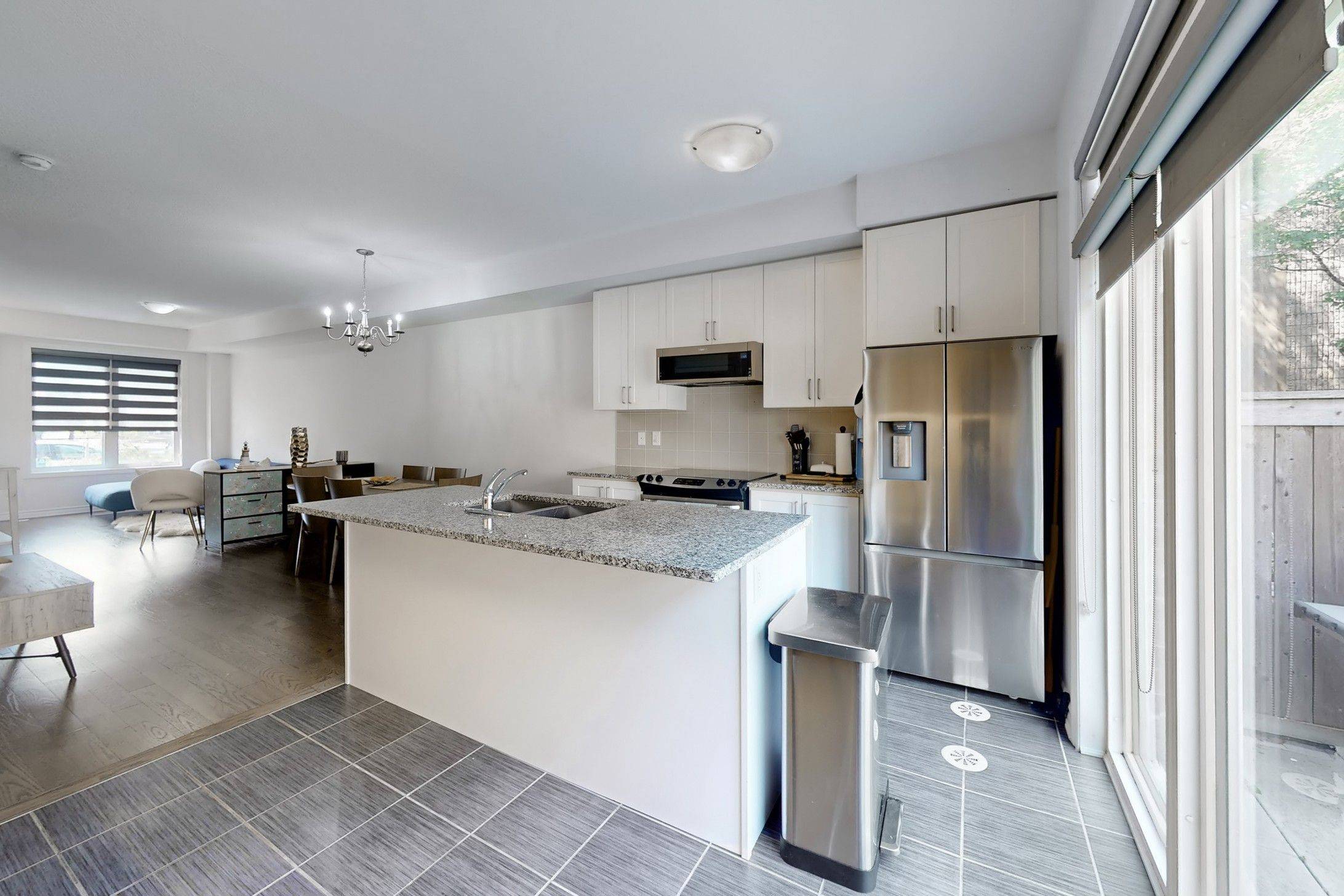Toronto W06, ON M8W 0A8,636 Evans AVE #65