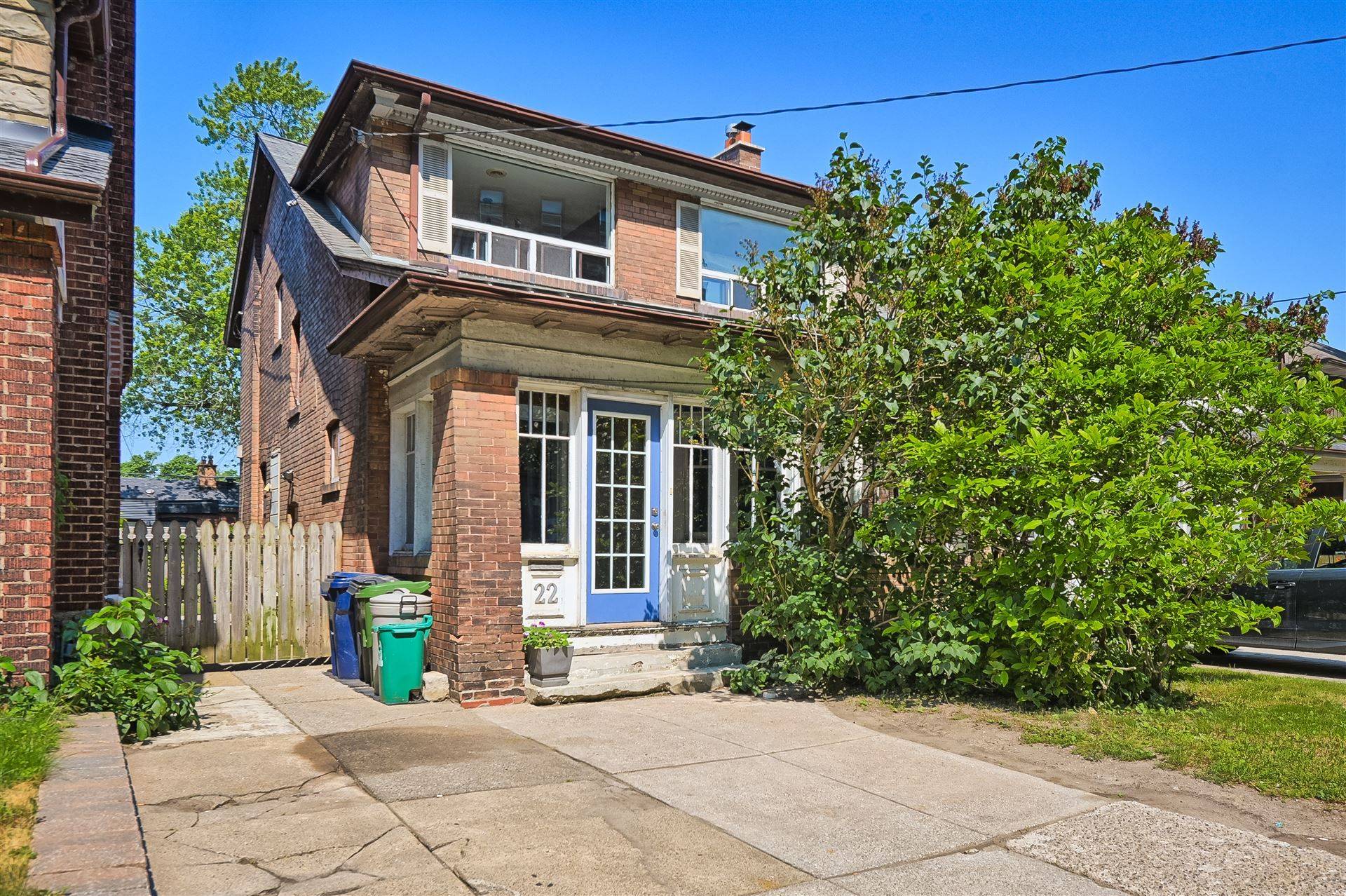 22 Glendale AVE, Toronto W01, ON M6R 2S7