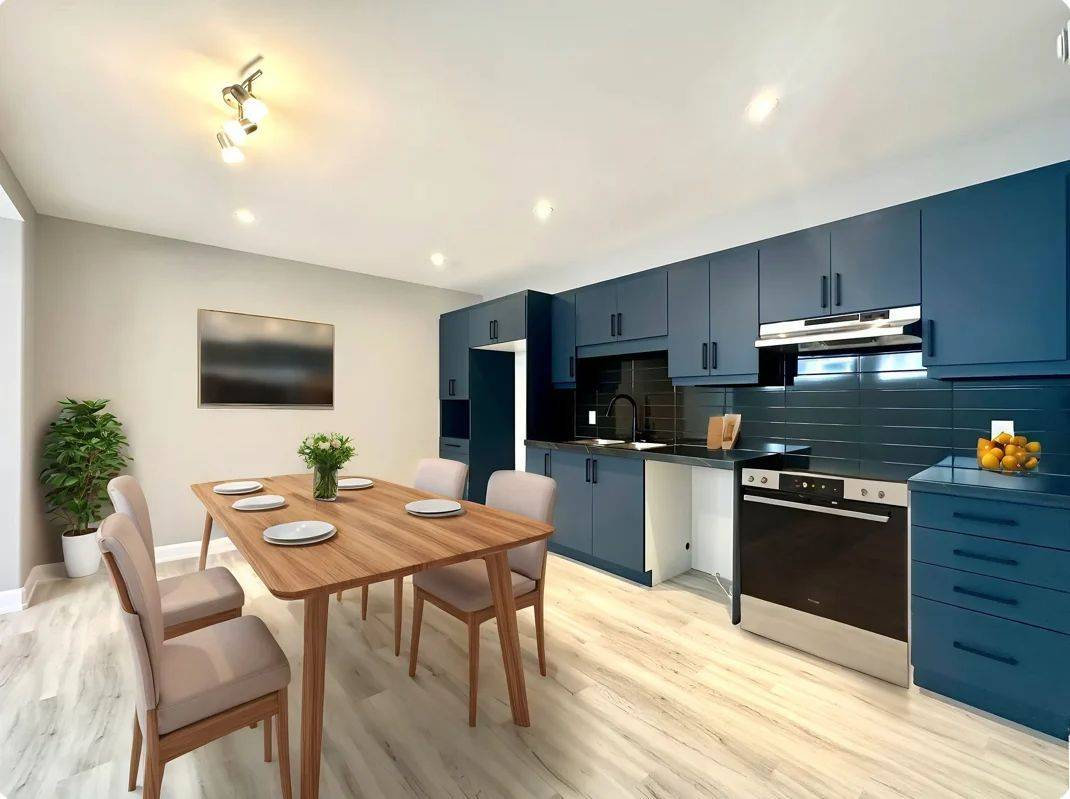 Russell, ON K0A 1W0,1230 MONTBLANC CRES #A