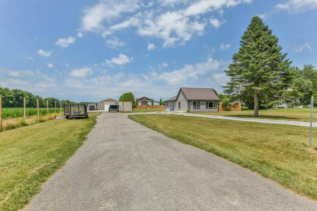 Norfolk, ON N0E 1G0,175 Concession Road 12 RD