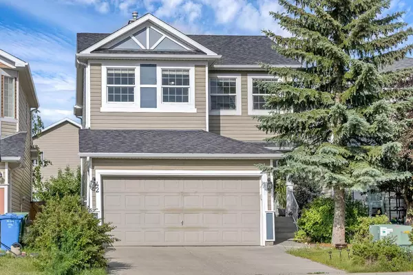 42 Royal Elm DR Northwest, Calgary, AB T3G 5P7