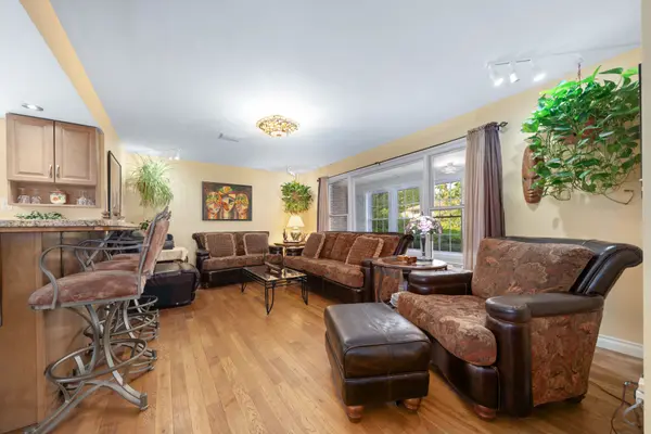 Belleville, ON K8N 5J4,77 Edgehill RD