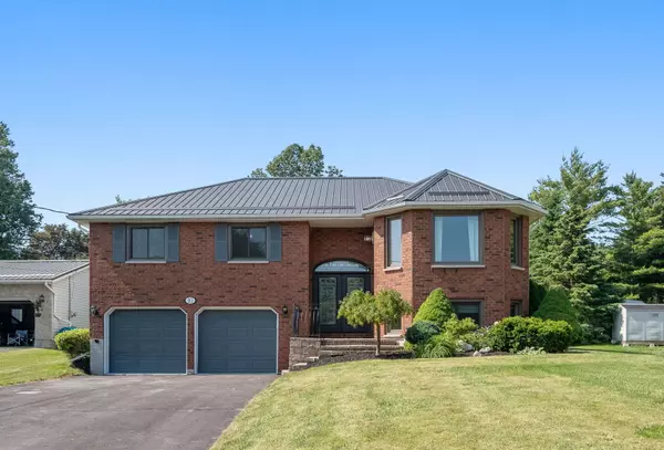 Hamilton Township, ON K9A 5M2,10 Lenore AVE