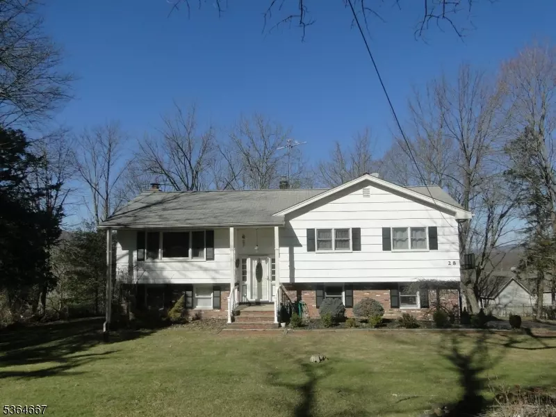 28 Forest Pl, Montville Twp., NJ 07082