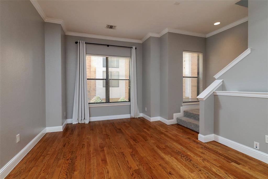 Fort Worth, TX 76102,724 Skyline Bluff Court