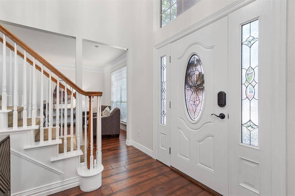 Grapevine, TX 76051,1092 Rosewood Drive