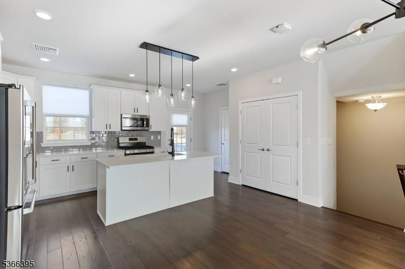 Morris Twp., NJ 07960,26 Gerhard