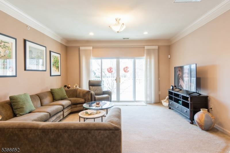 Franklin Twp., NJ 08873,8202 Westover Way #8202