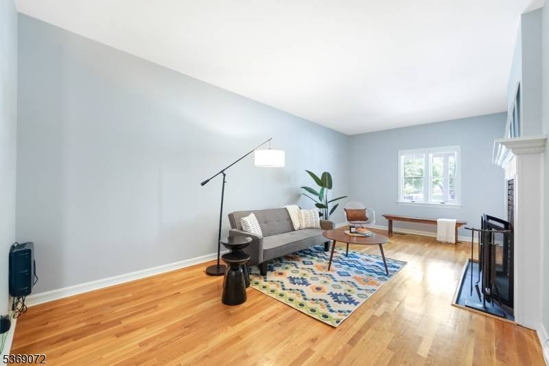 Montclair Twp., NJ 07042,232 Claremont Ave #2