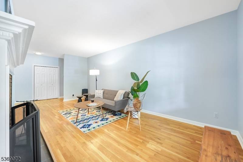 Montclair Twp., NJ 07042,232 Claremont Ave #2