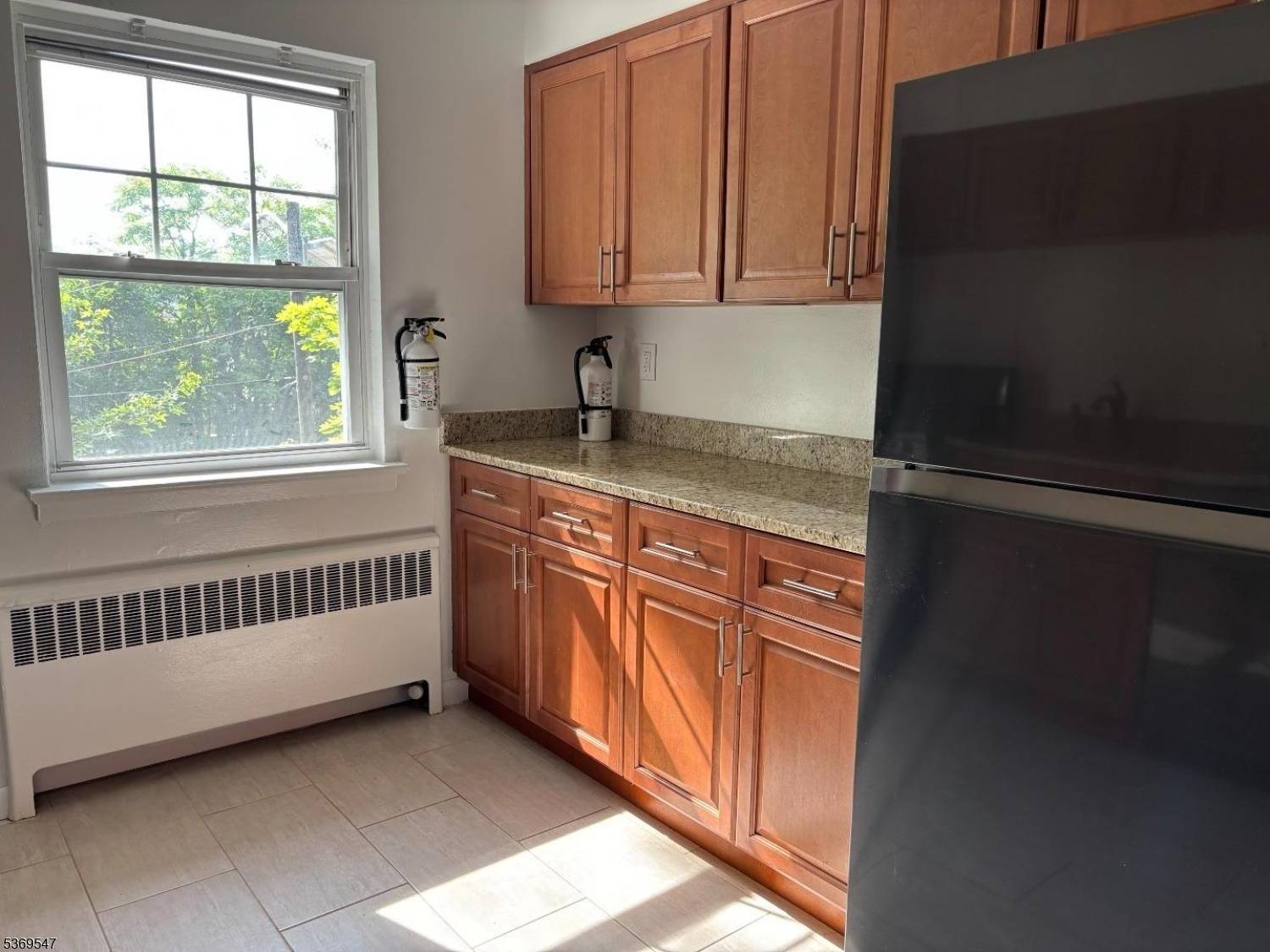 Teaneck Twp., NJ 07666,430 Beverly Rd #E