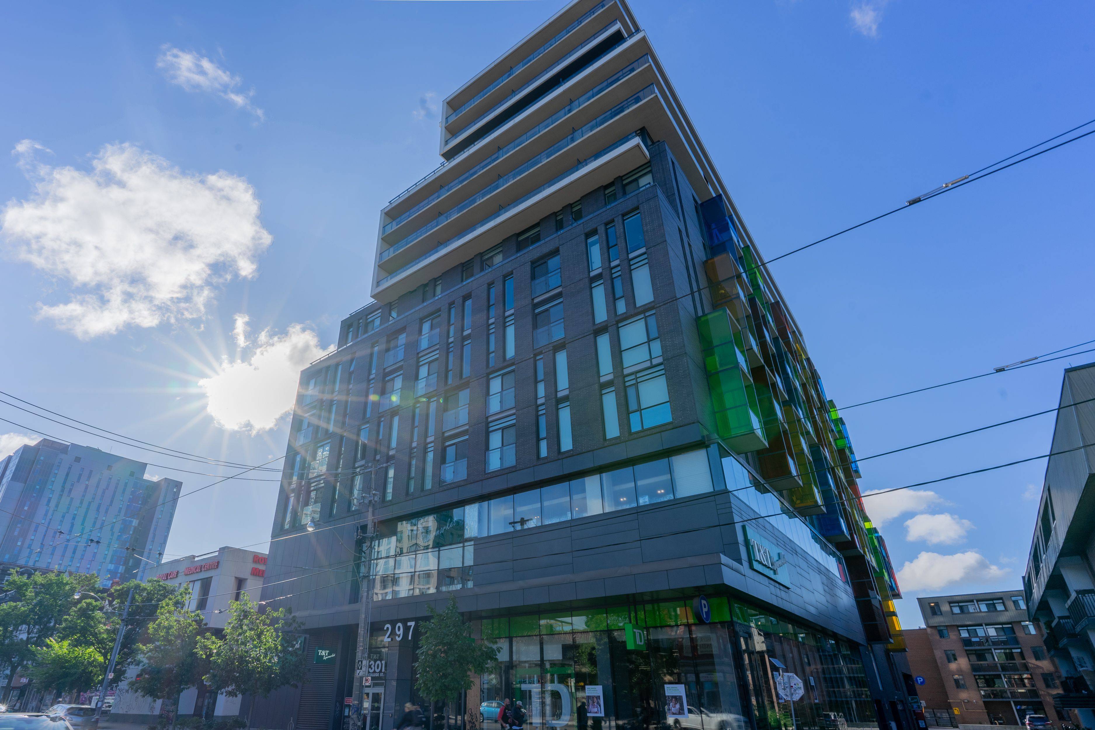 297 College ST #1508, Toronto C01, ON M5R 0C2