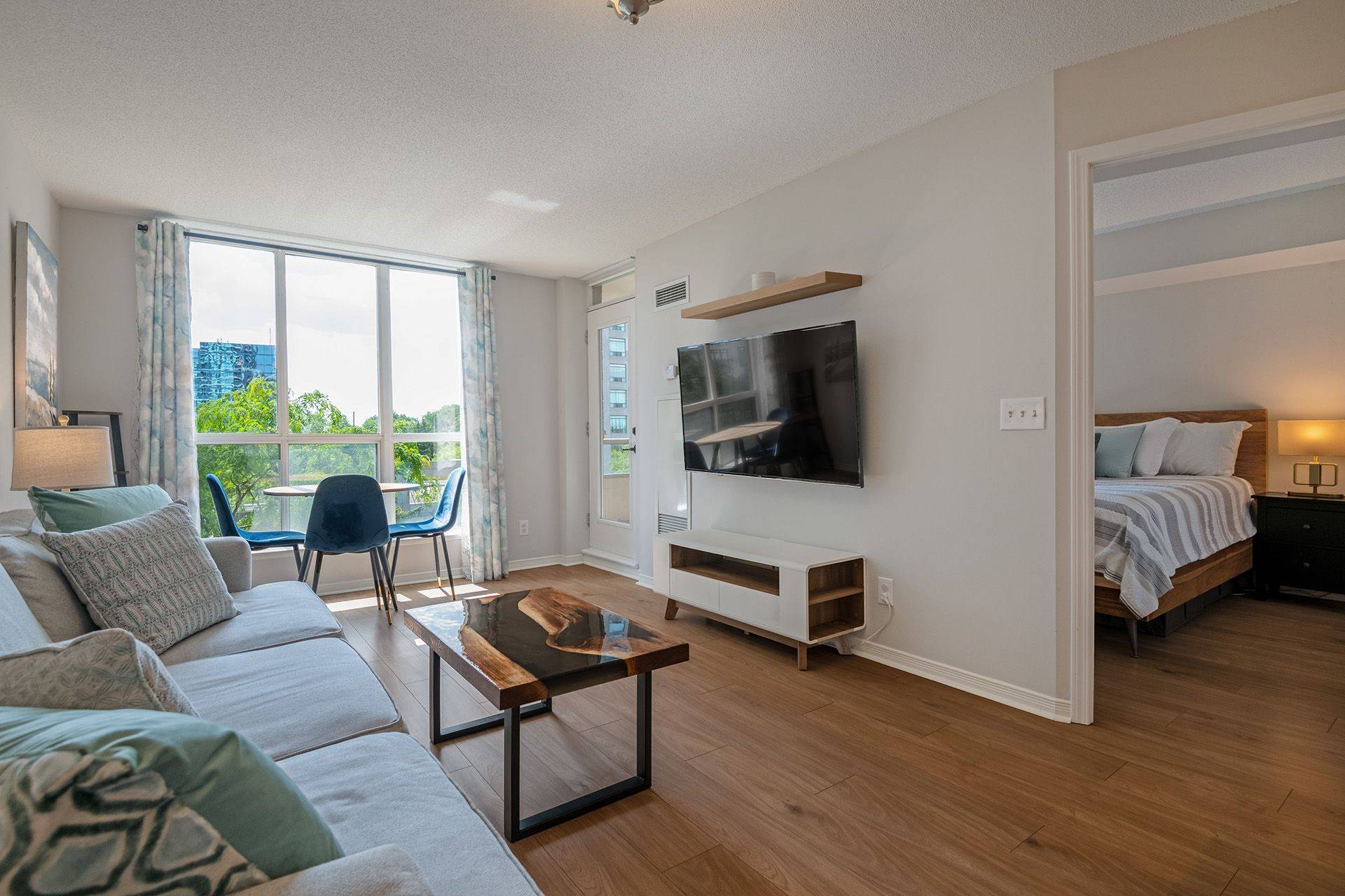 Toronto C14, ON M2N 7G4,51 Harrison Garden BLVD #411