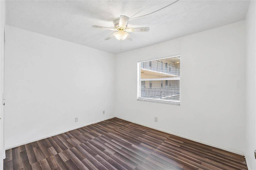 Lauderdale Lakes, FL 33311,2811 Somerset Dr #209