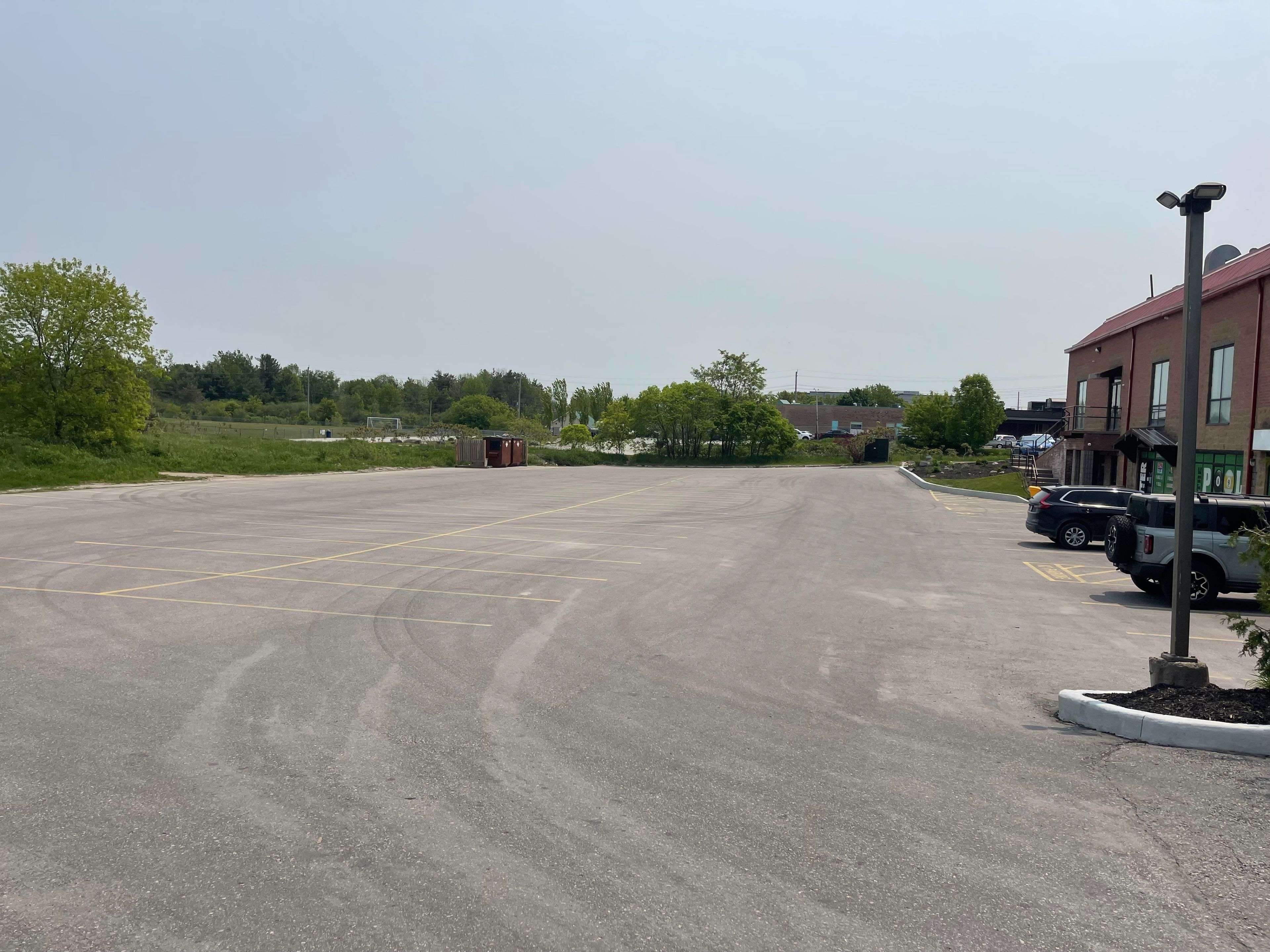 Midland, ON L4R 0B7,815 King ST #12