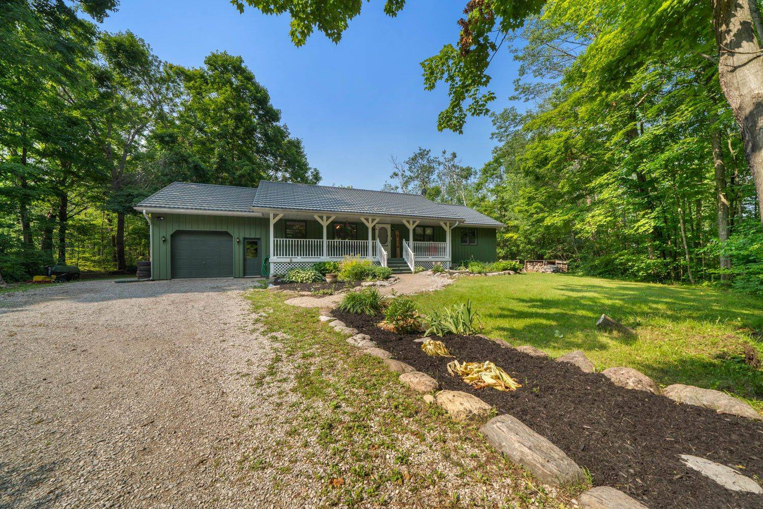 2021 Monk RD, Ramara, ON L3V 0P6