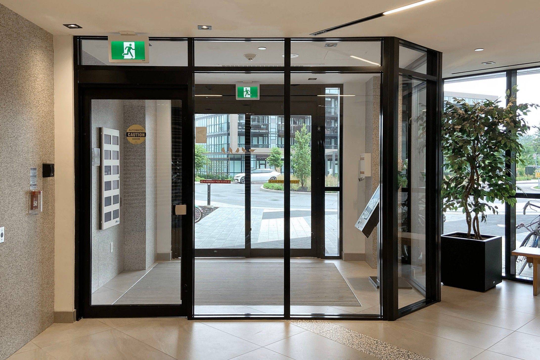 Toronto W05, ON M3K 0E1,60 George Butchart DR #409