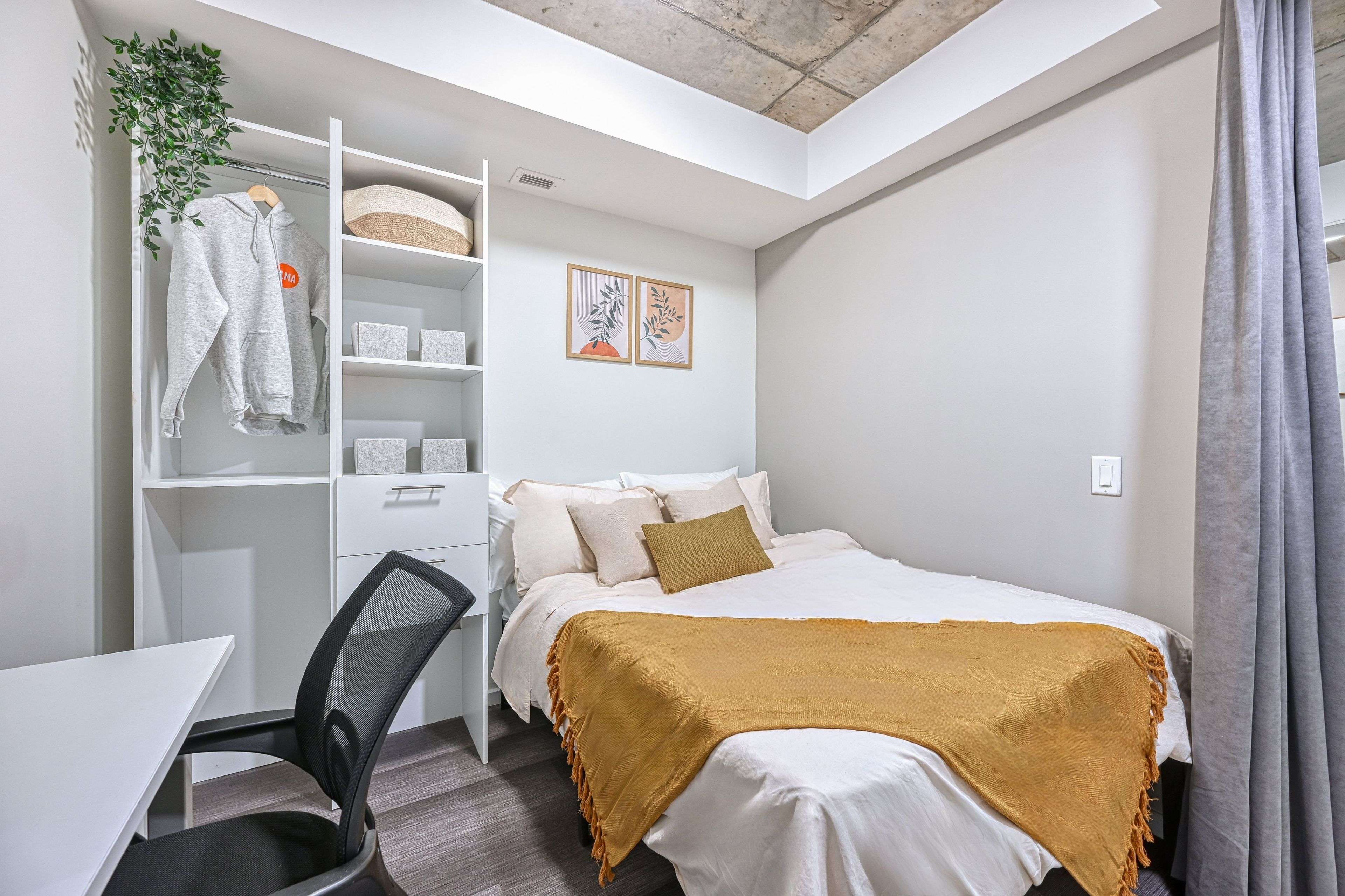 Lower Town - Sandy Hill, ON K1N 6A9,211 Besserer ST #502