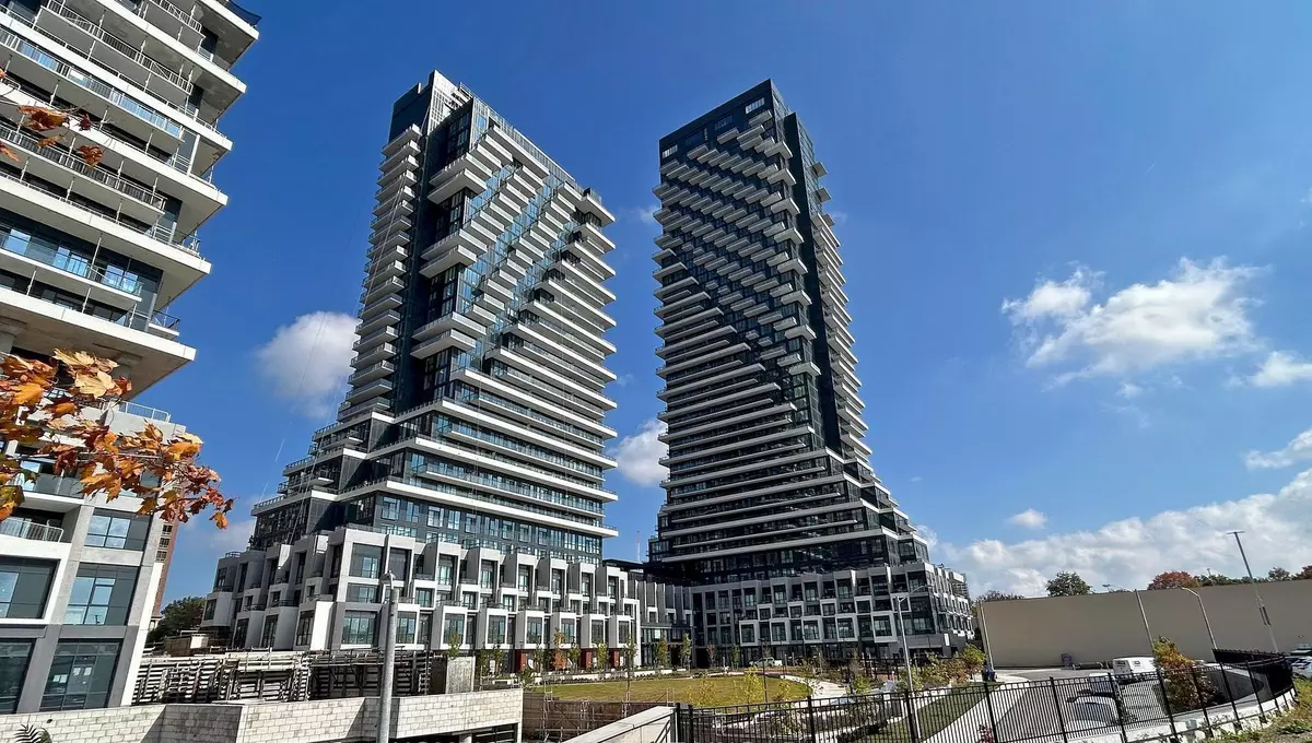 Toronto C13, ON M3C 0P8,20 Inn On The Park DR ##1633
