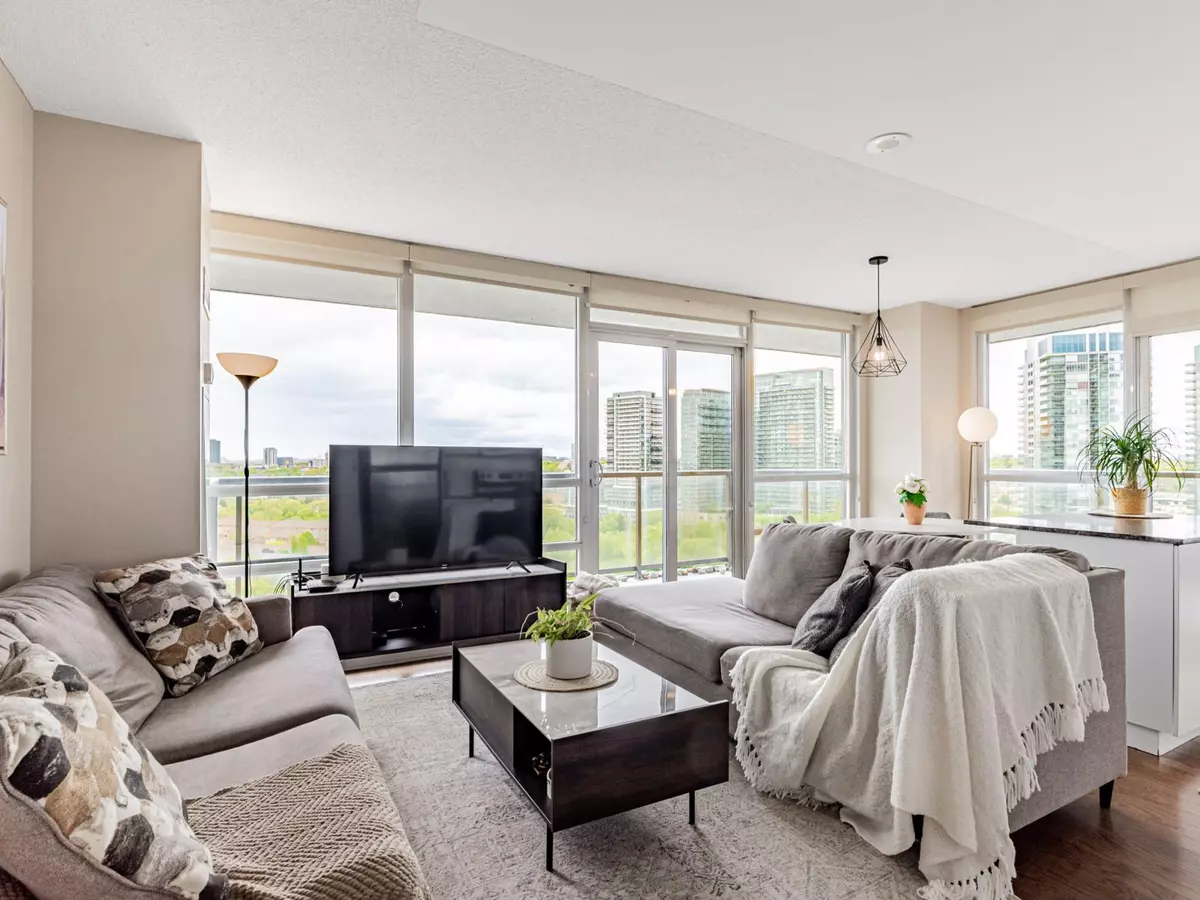 Toronto W06, ON M8V 0A9,15 Legion RD #1804