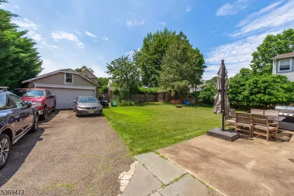 Waldwick Boro, NJ 07463,10 Zazzetti St