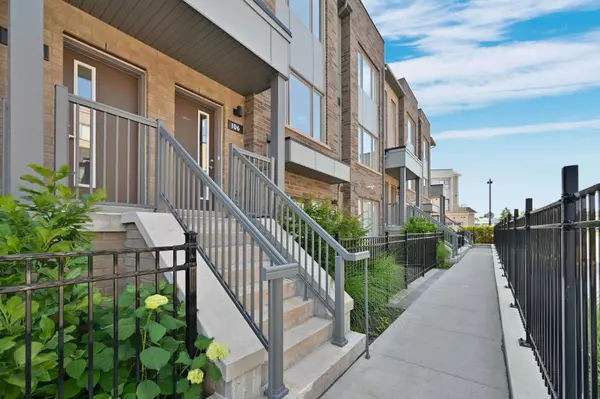 Pickering, ON L1V 1C2,1525 Kingston RD #106