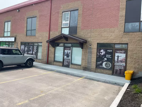 Midland, ON L4R 0B7,815 King ST #12