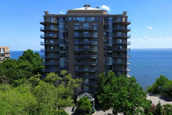 2190 Lakeshore RD #204, Burlington, ON L7R 4K1