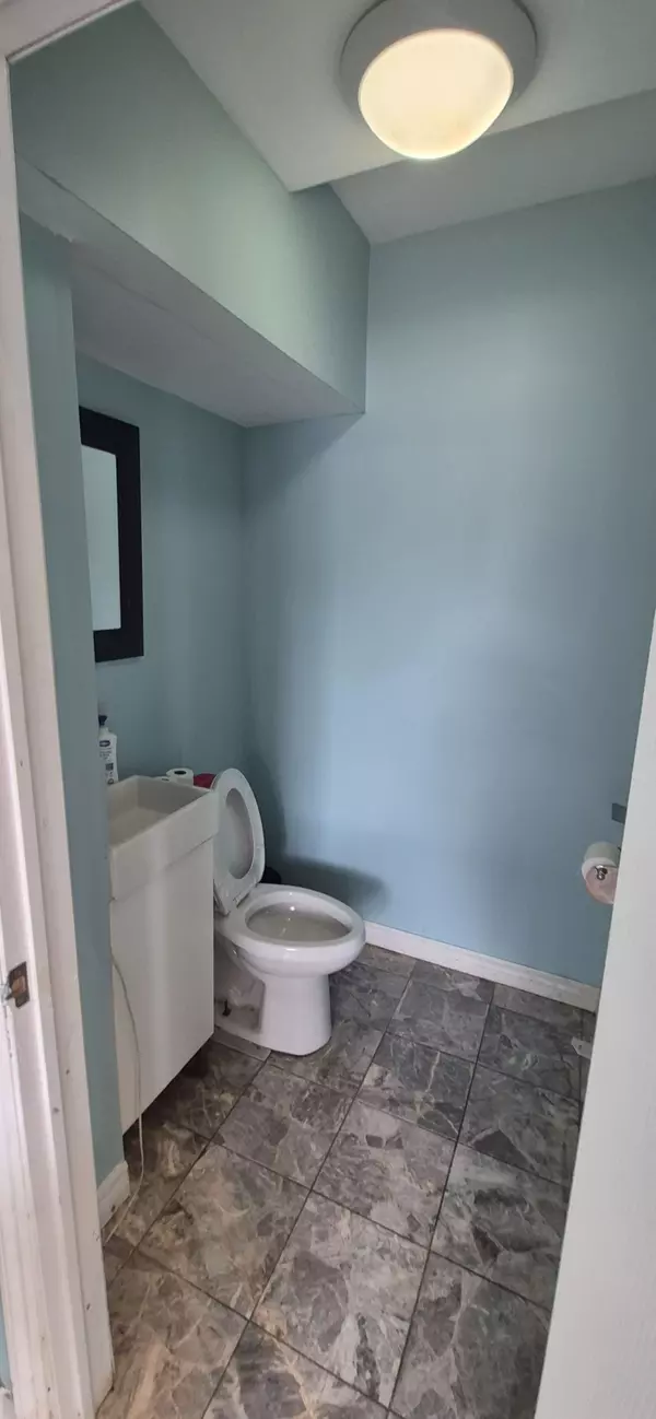 Toronto W05, ON M3J 3K3,1290 Finch AVE W #18