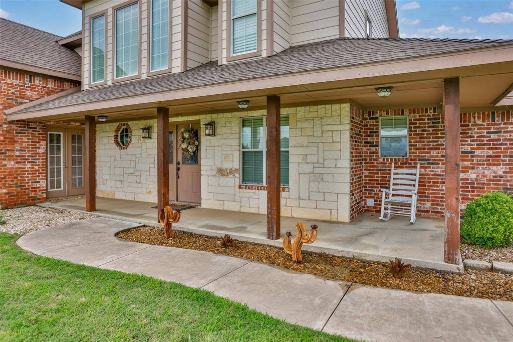 Collinsville, TX 76233,33 Old Town Road