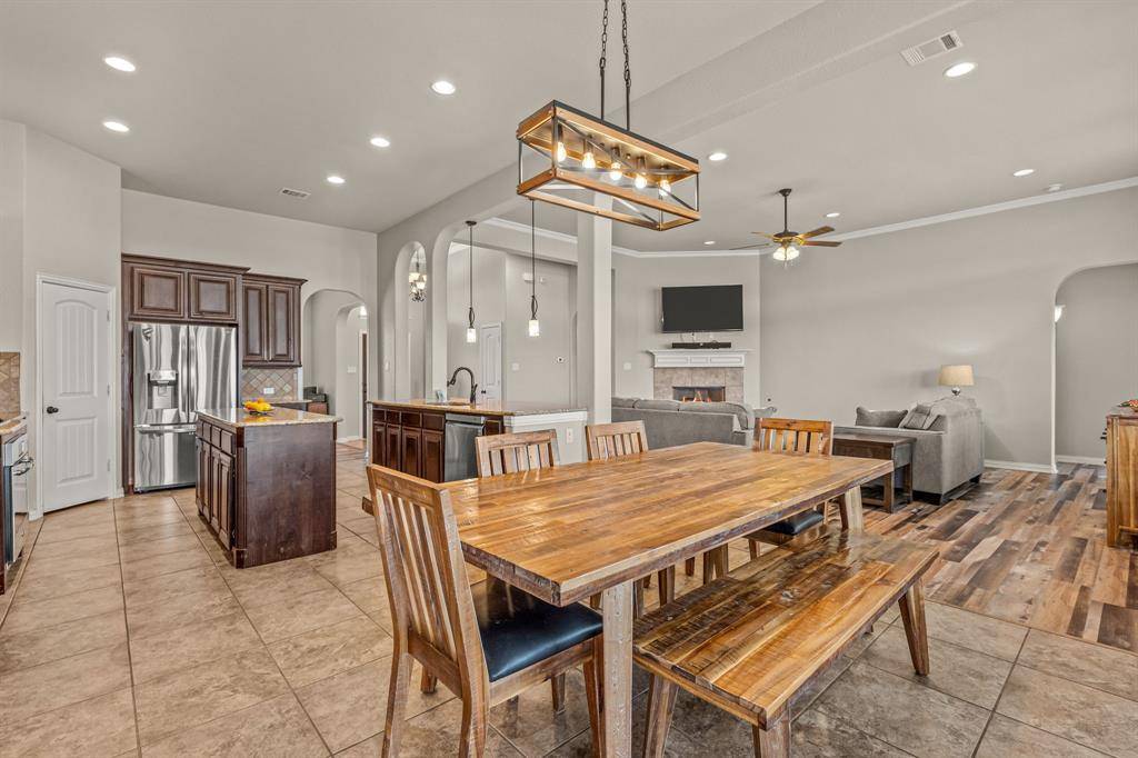 Rhome, TX 76078,1109 Mount Lane
