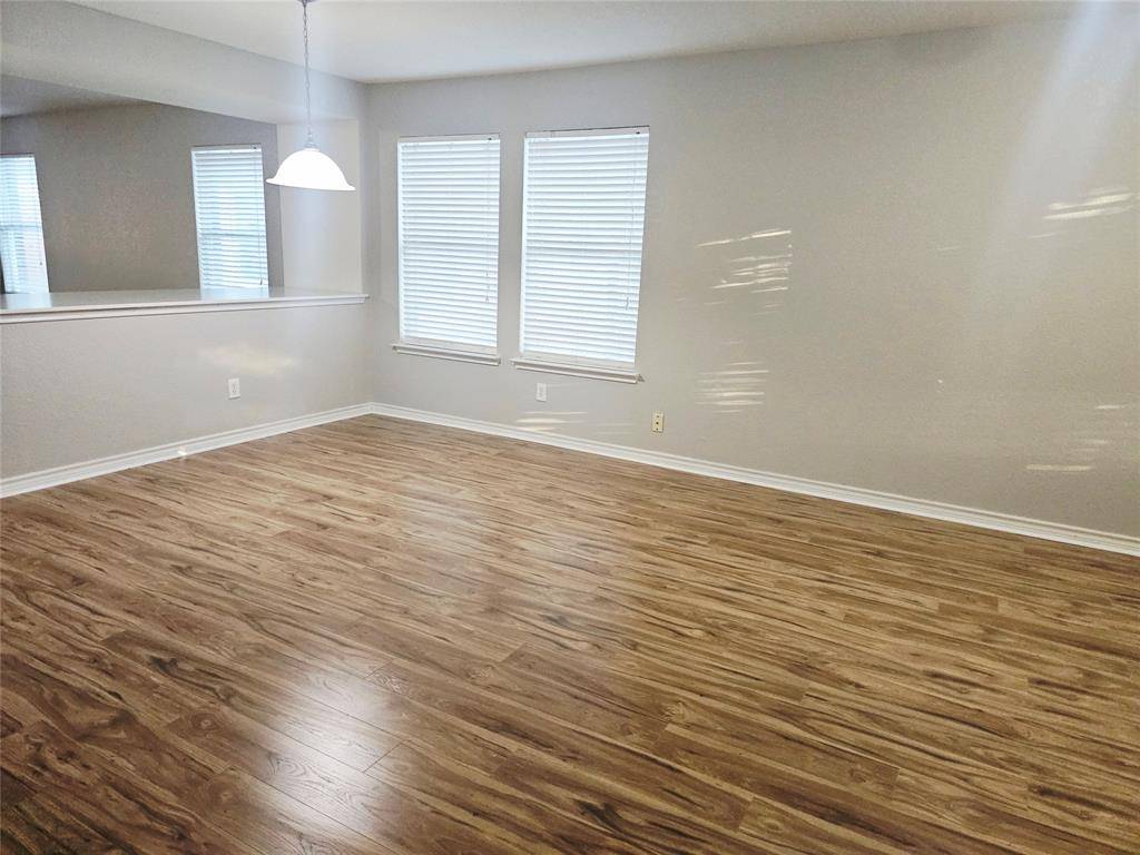 Grand Prairie, TX 75052,5444 Montague Lane
