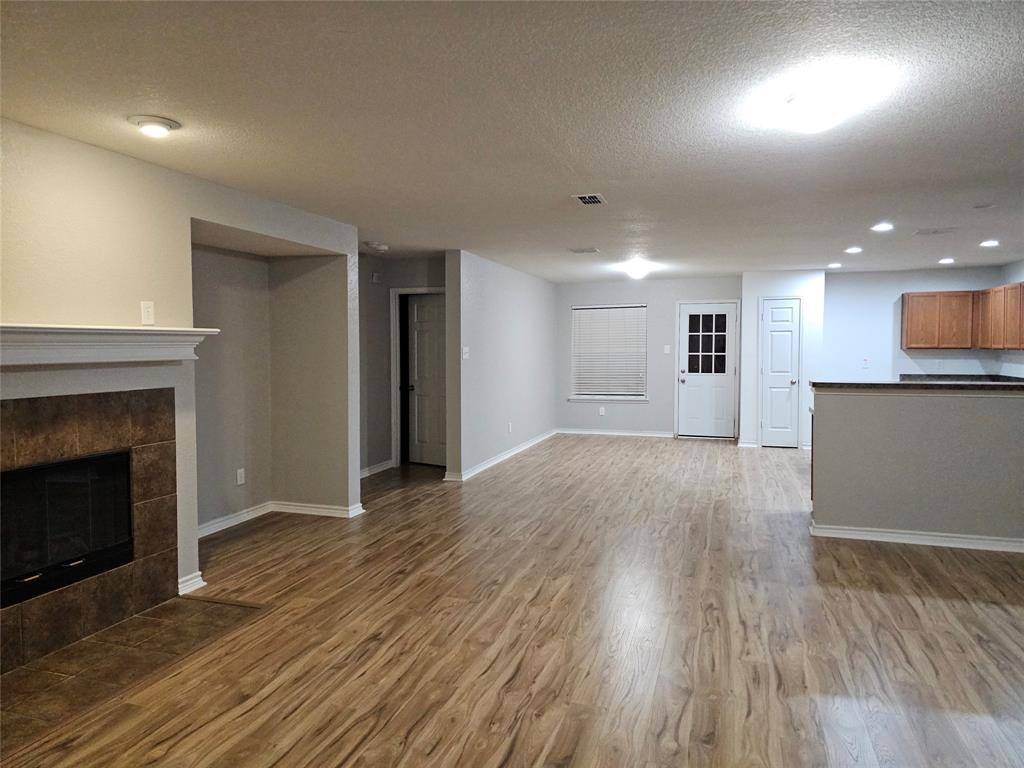Grand Prairie, TX 75052,5444 Montague Lane