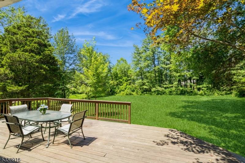 Bernards Twp., NJ 07920,11 Post Ter