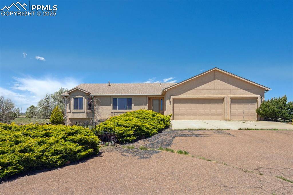 1035 Centennial Mesa VW, Colorado Springs, CO 80831