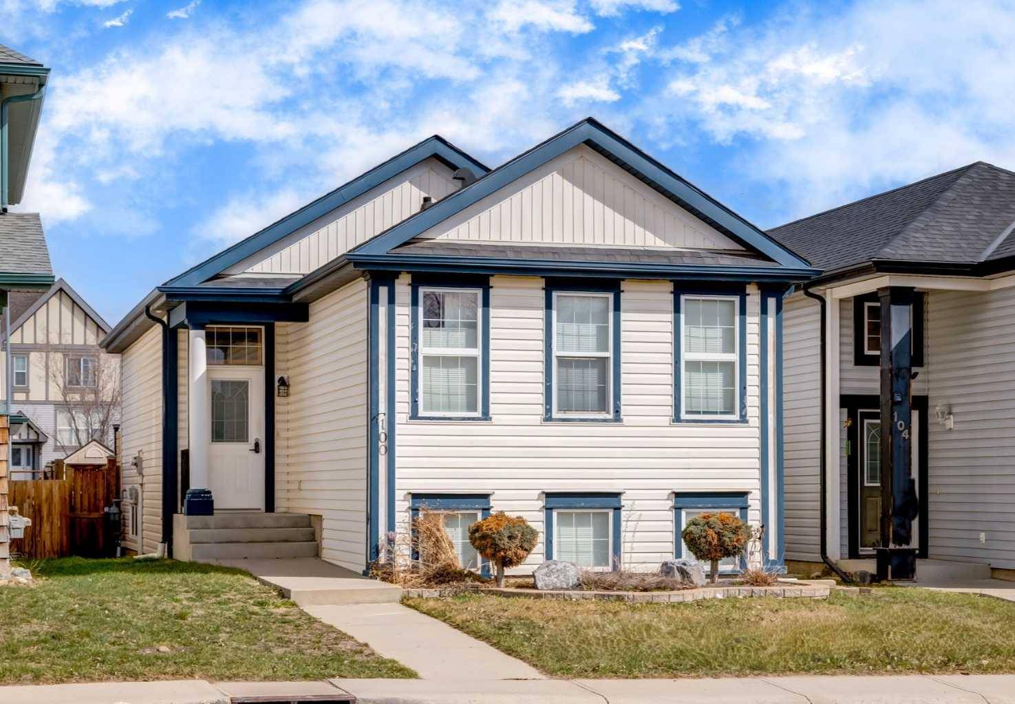 100 Copperfield Rise SE, Calgary, AB T2Z 4V1