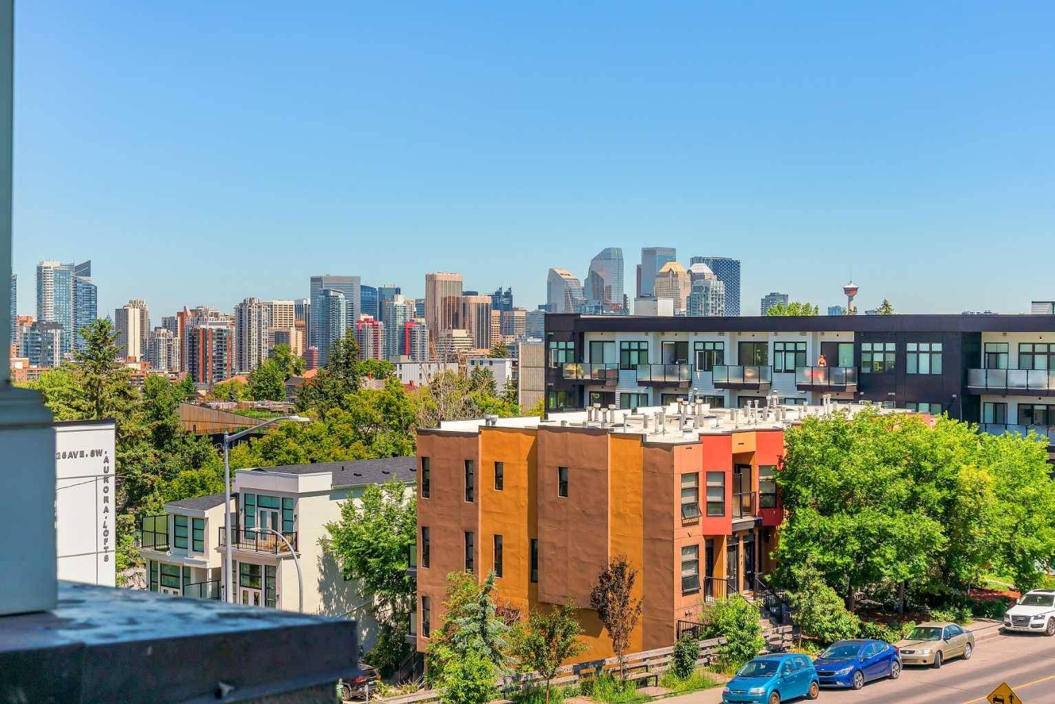 1805 26 AVE SW #403, Calgary, AB T2T 1E2
