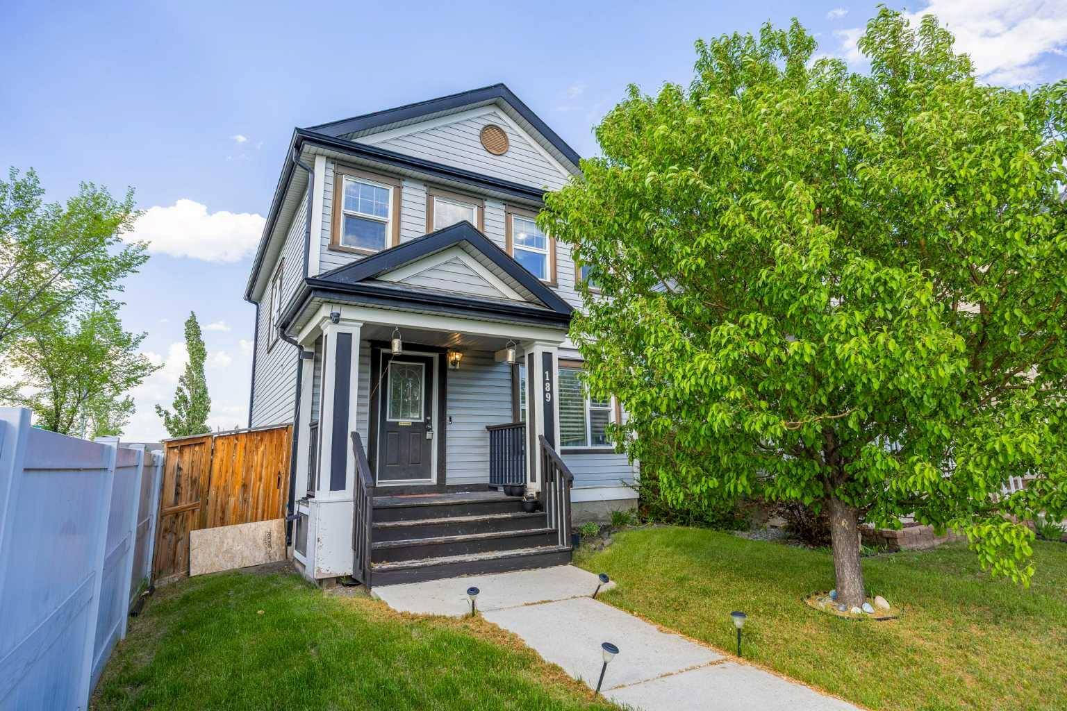 189 Copperstone CIR SE, Calgary, AB T2Z 0G8