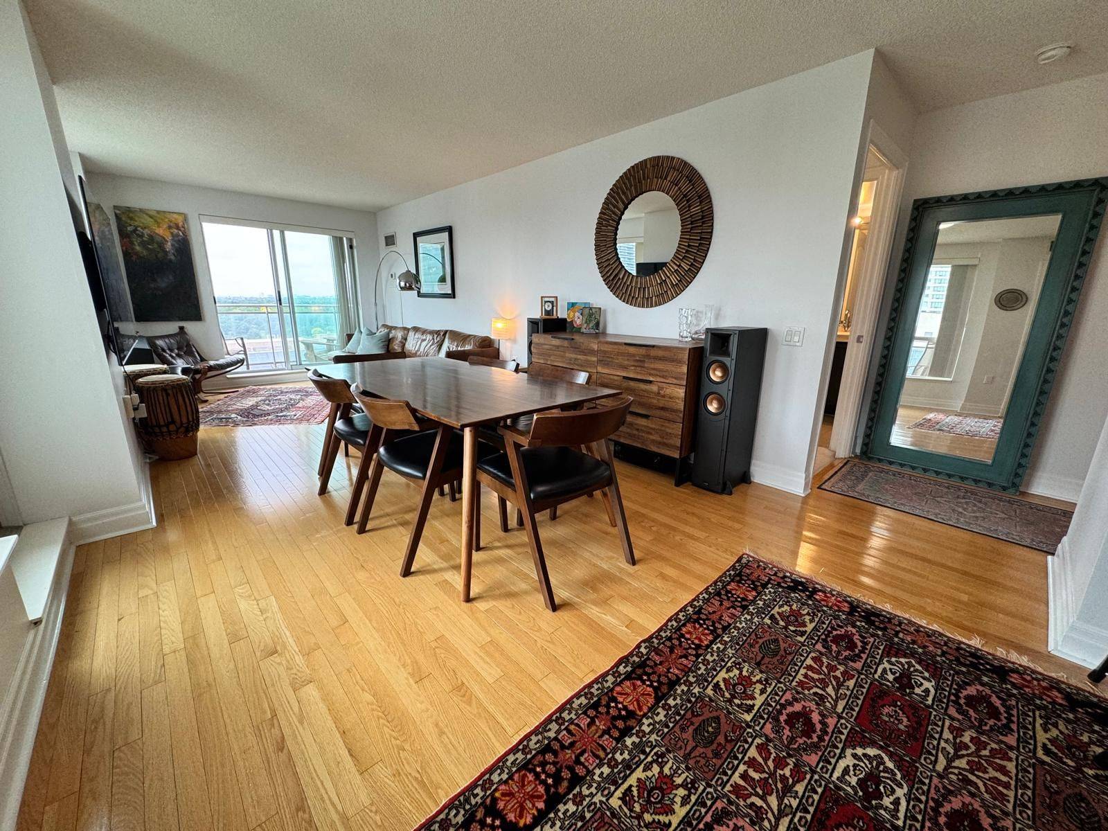 Toronto C14, ON M2N 7K2,21 Hillcrest AVE #2006