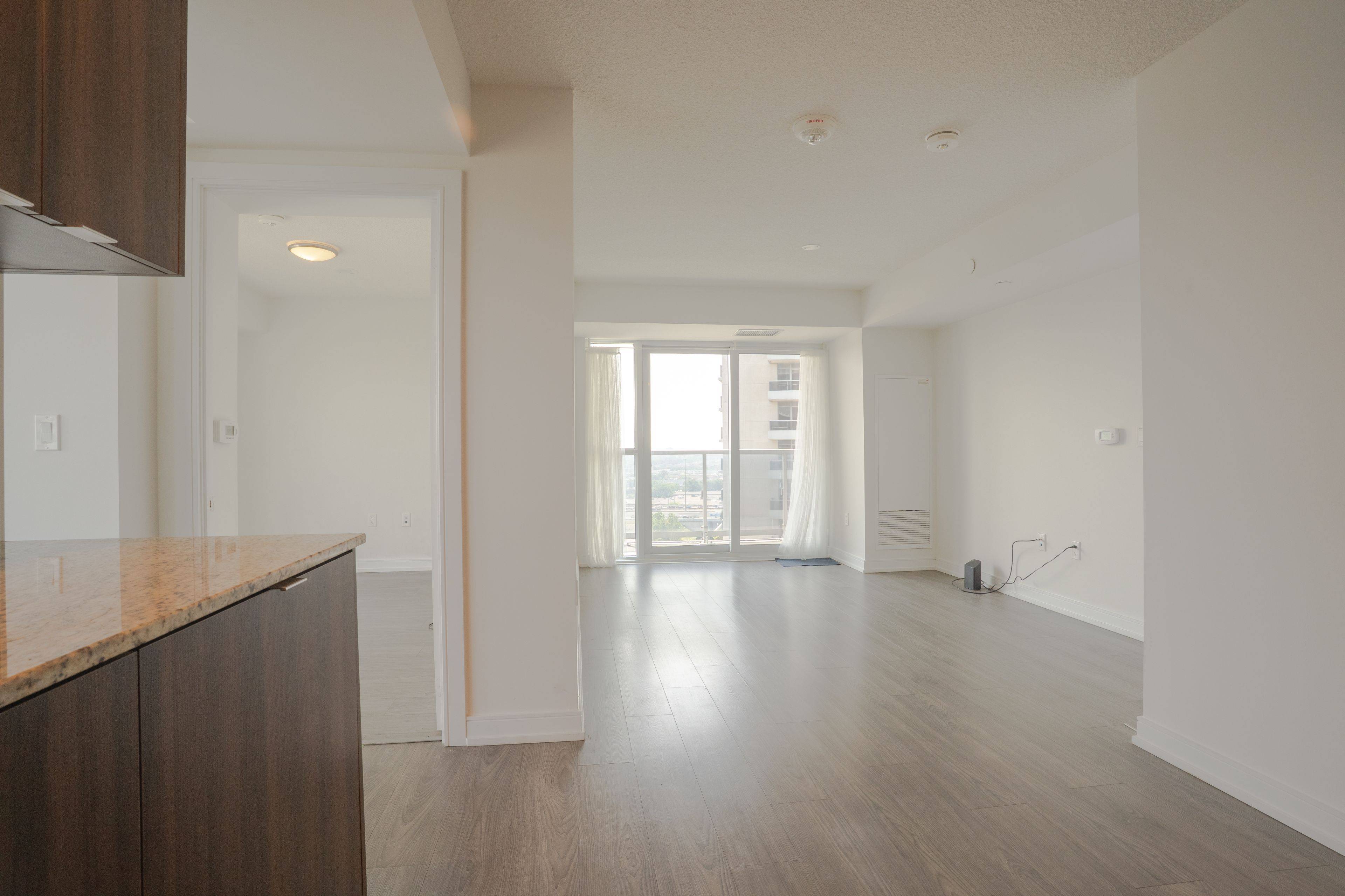Toronto E07, ON M1S 0N4,225 Village Green SQ #1708