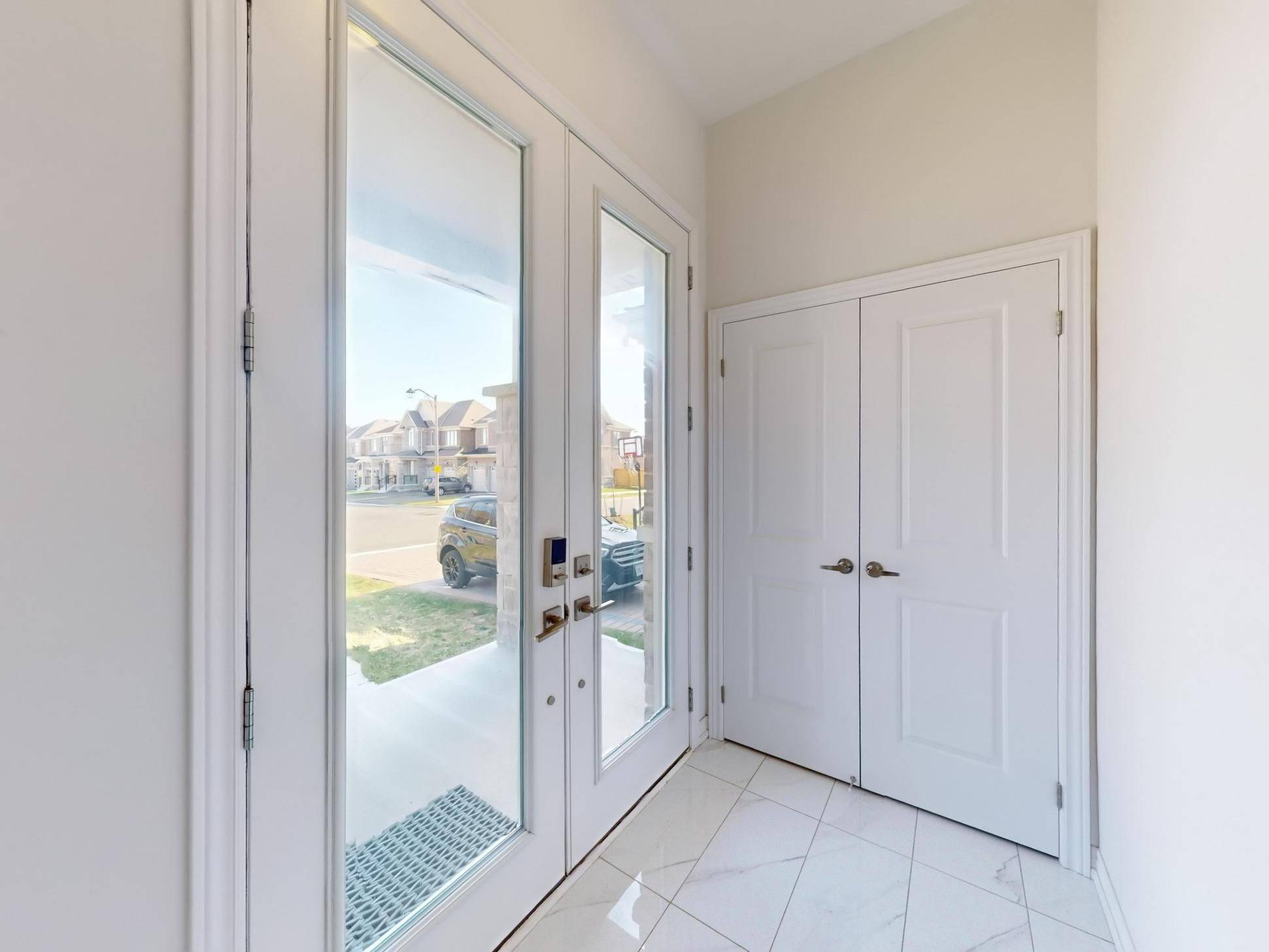 Whitchurch-stouffville, ON L4A 4V1,307 Busato DR